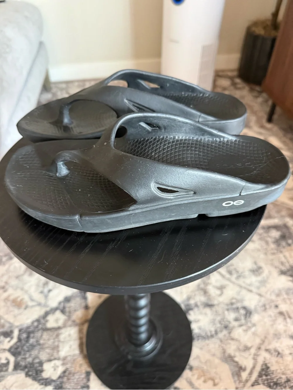 ADULTS' OOFOS ORIGINAL THONG SANDALS W9 M7